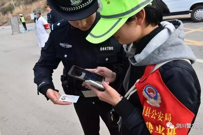 金华金属自动门批发，商业风景线的一道流畅之门